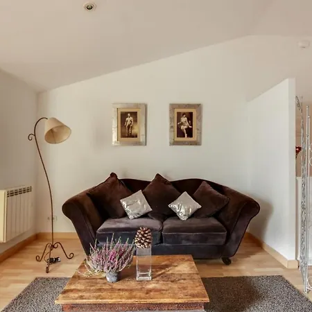 Apartment Fabulous 2 Bed With Terrace Close To Plaza Espana