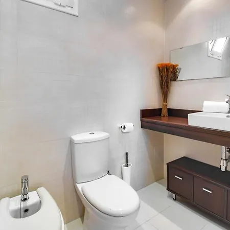 Fabulous 2 Bed With Terrace Close To Plaza Espana Apartment *